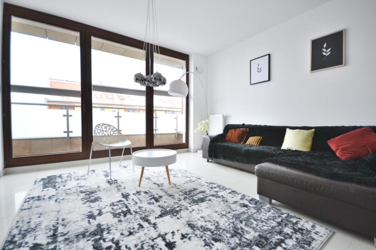 Apartament Kazimierza Wielkiego 5 Apartment Poznan Luaran gambar