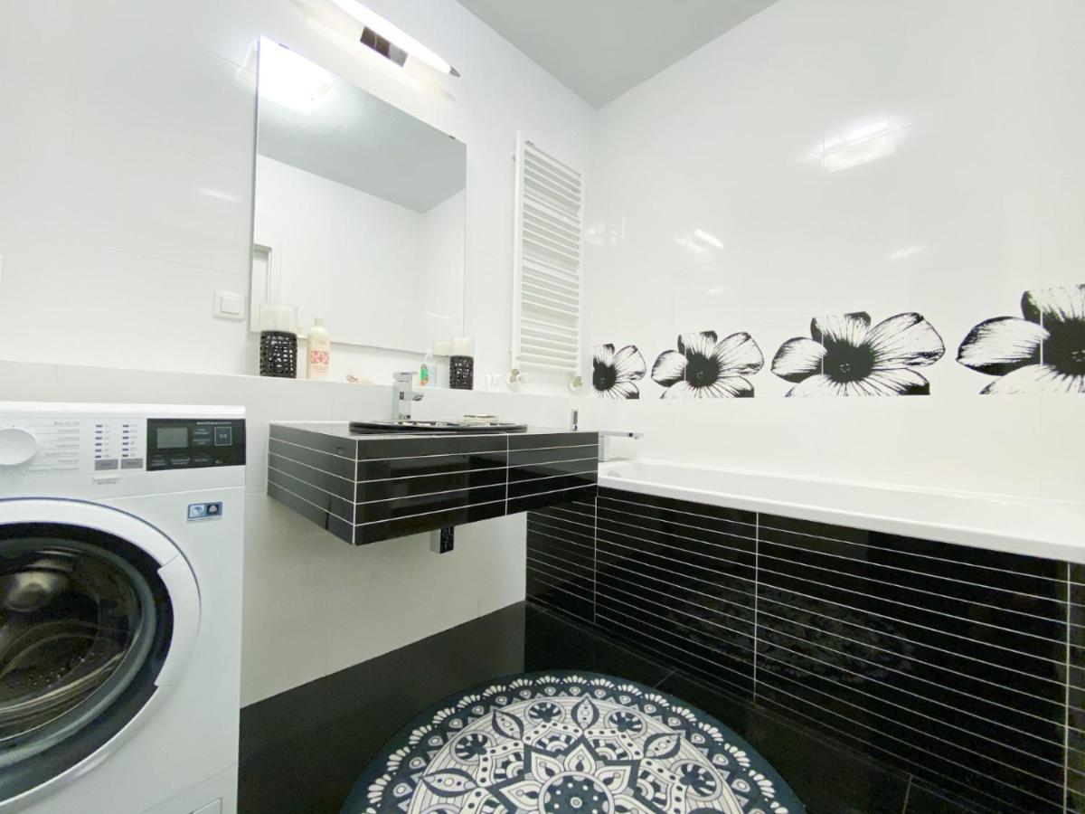 Apartament Kazimierza Wielkiego 5 Apartment Poznan Luaran gambar